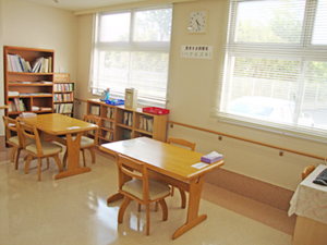 患者さま図書コーナー「ハナミズキ」
